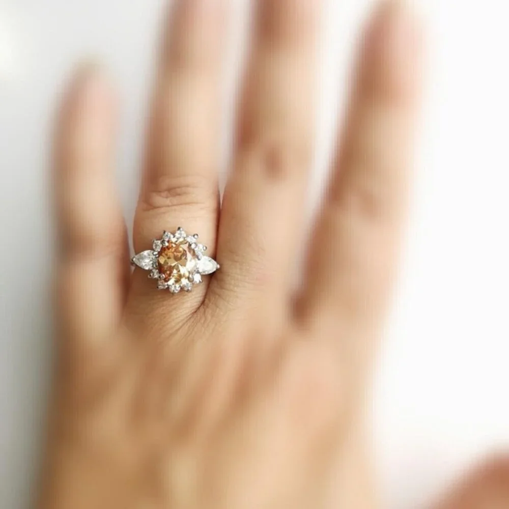 Oval cut Imperial Topaz Cz Halo ring size 7 🆕